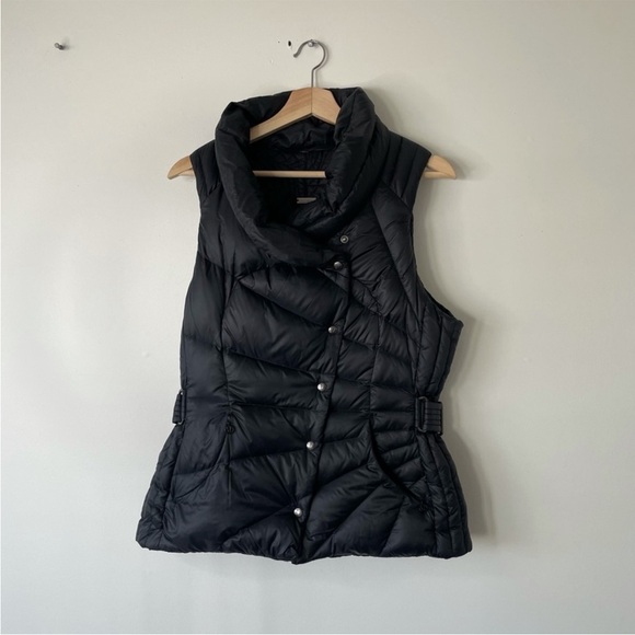 Lululemon RARE “Get Down” Black Quilted Puffer Reversible Down Vest Size 6 - Picture 2 of 5